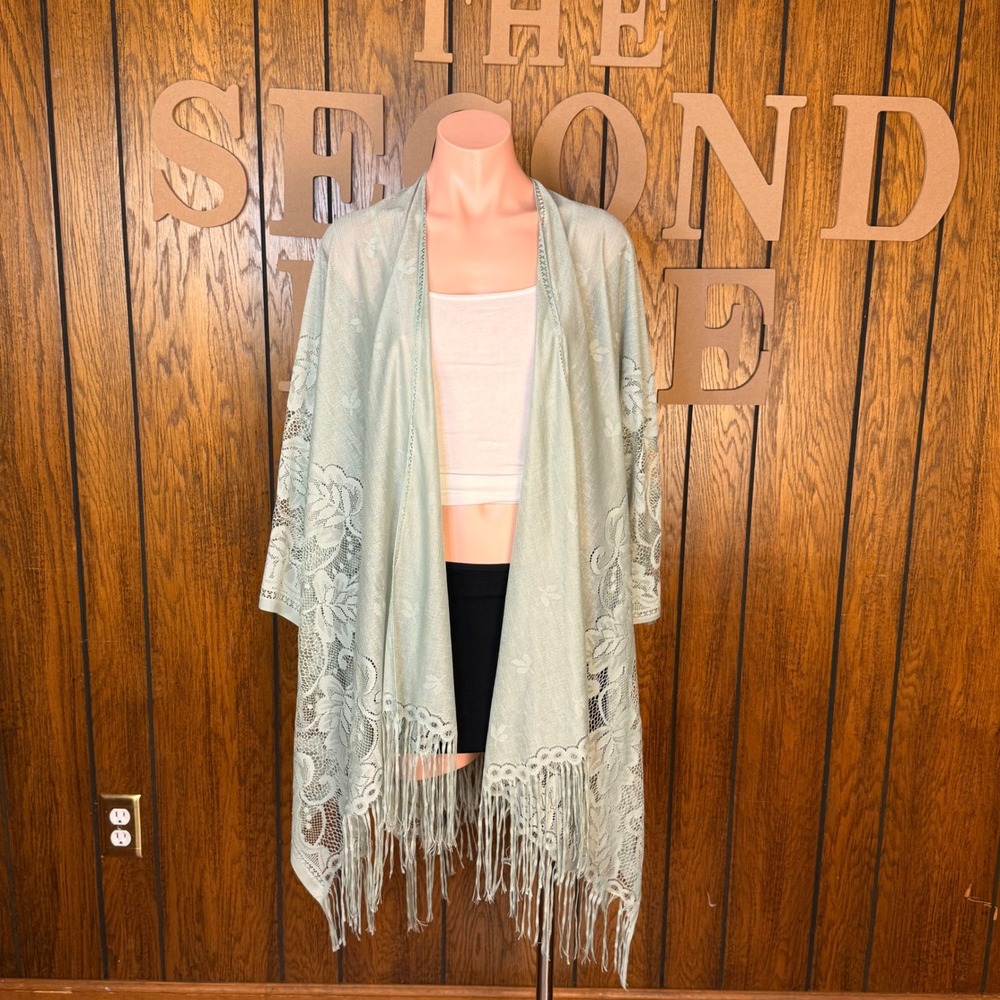 Do Everything In Love Kimono Women OS Sage Green Lace Fringe Boho Wrap Fairycore